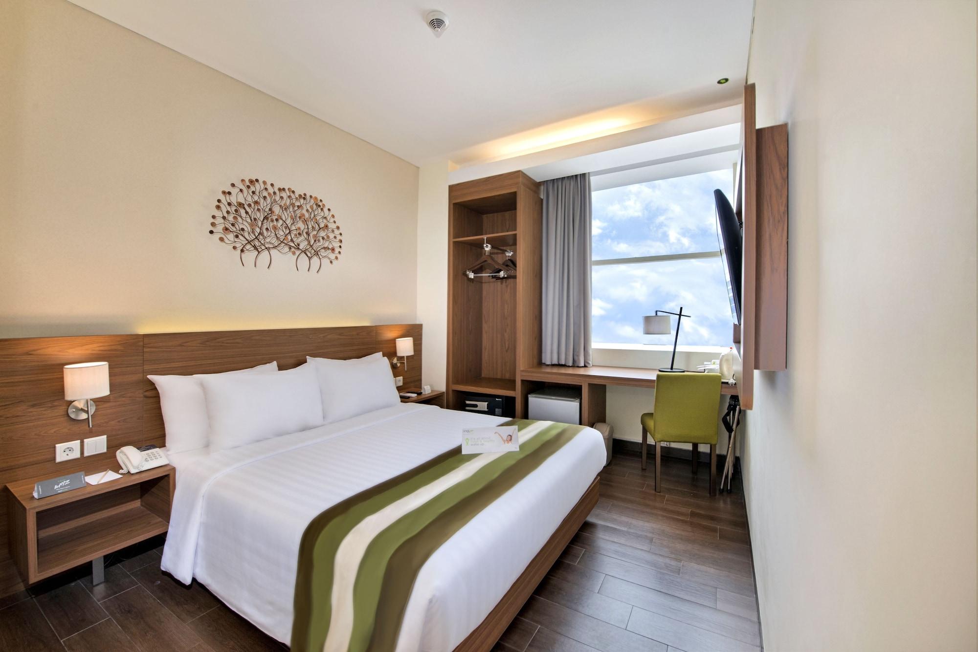 Grand Whiz Poins Simatupang Jakarta Jacarta Exterior foto