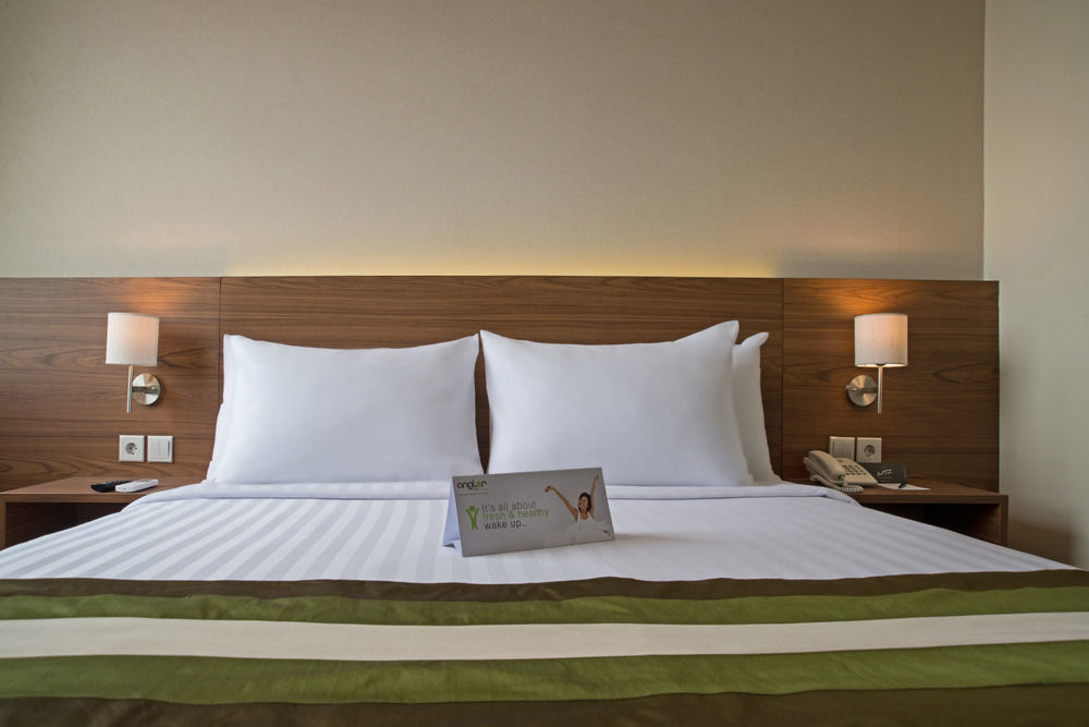 Grand Whiz Poins Simatupang Jakarta Jacarta Exterior foto