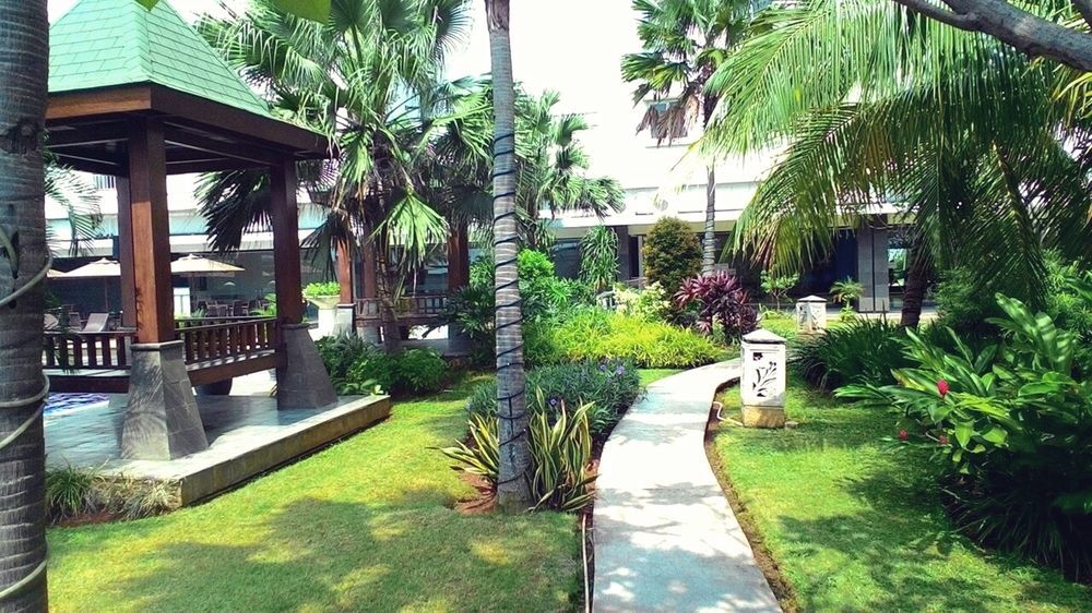 Grand Whiz Poins Simatupang Jakarta Jacarta Exterior foto
