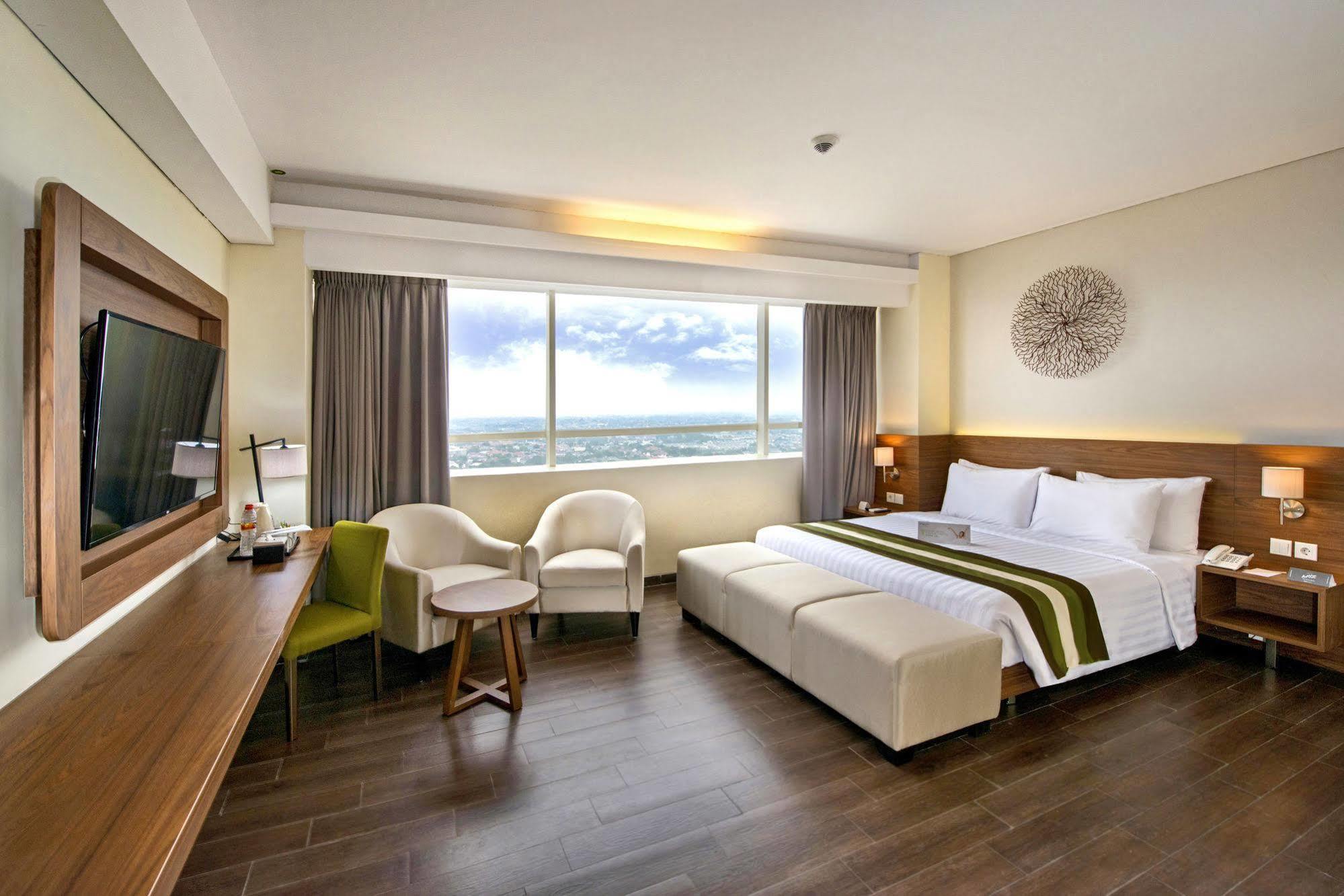 Grand Whiz Poins Simatupang Jakarta Jacarta Exterior foto